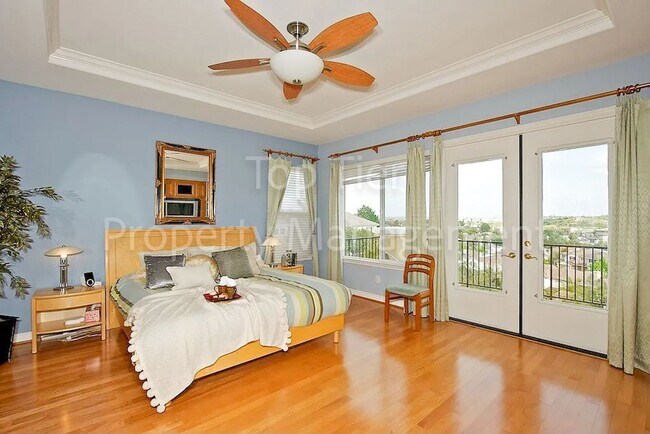 Building Photo - Stunning 5-Bedroom Home with Breathtaking ...