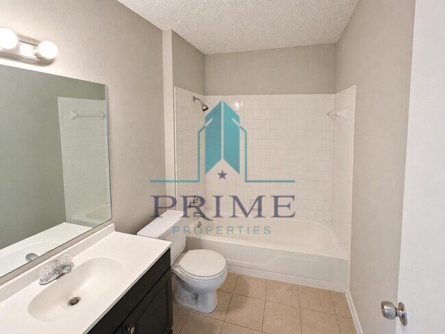 Building Photo - 9900 Randall Dr