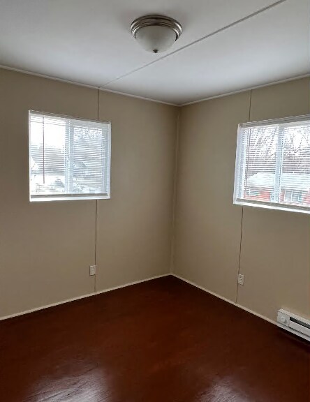 Building Photo - 1299 Vernon Pl