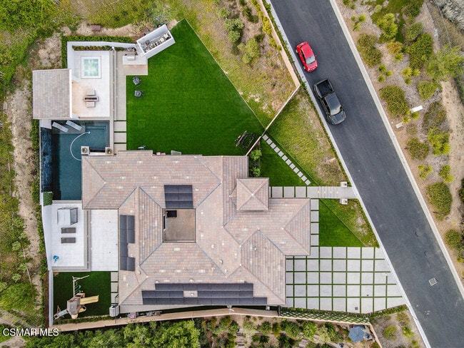 Building Photo - 6981 Shadow Wood Dr