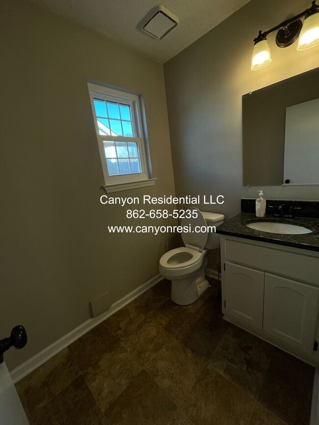 Building Photo - 14013 SW Galveston Cir