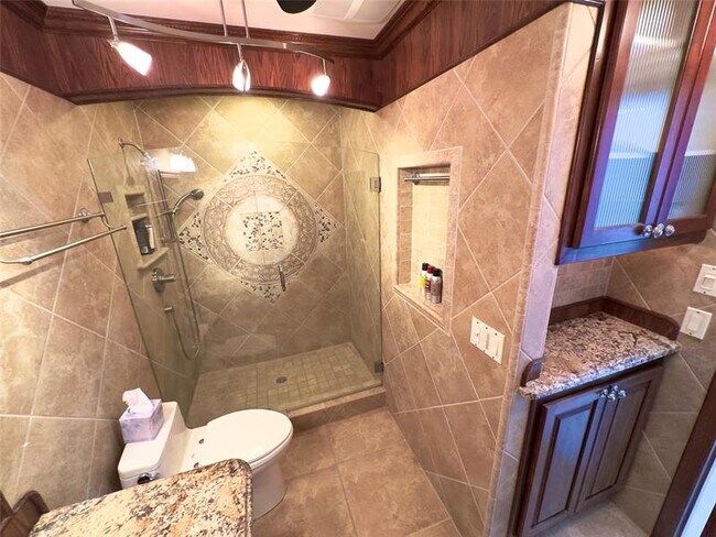 Building Photo - 1 Las Olas Cir