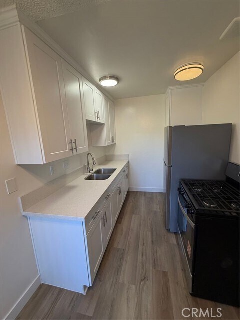 Building Photo - 4219 E 4th St