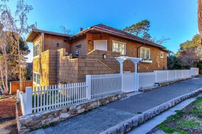 Primary Photo - 3761-3761 Monte Verde St