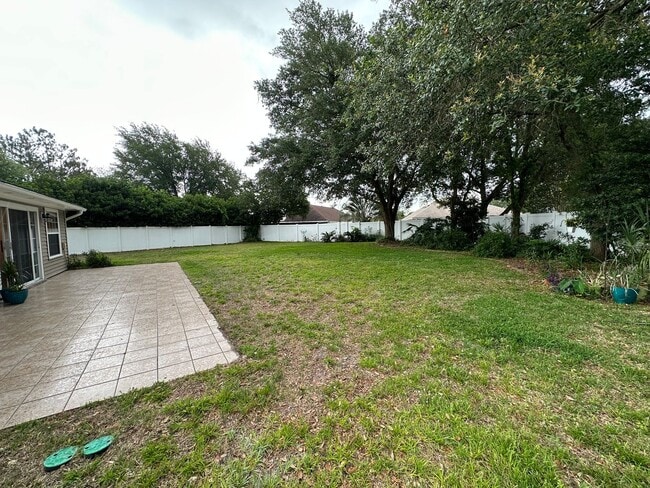 Building Photo - Beautiful 3Bed 2Bath in Hunters Ridge!