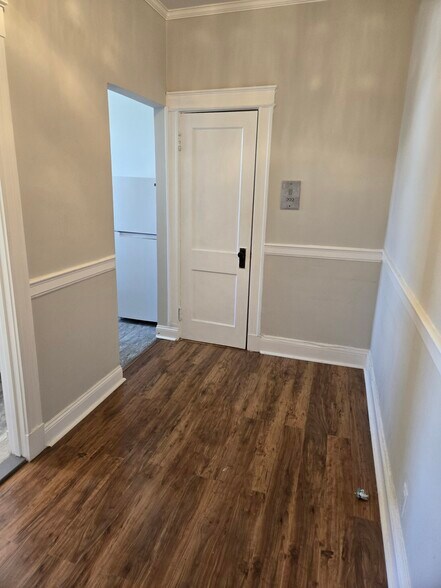 Building Photo - 1189 Commonwealth Ave