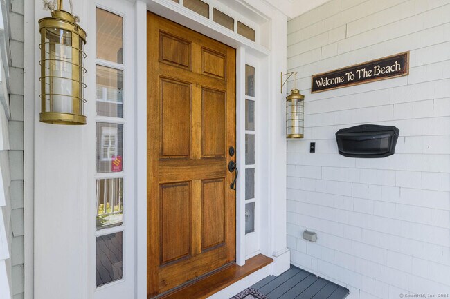 Building Photo - 50 Shorefront Park