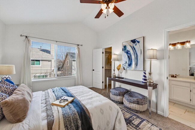 Building Photo - Updated 4bed in Parker!