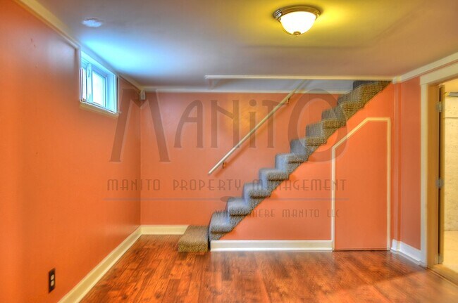 Building Photo - Stunning Brick Home near Audubon Park