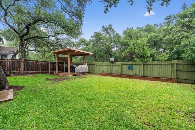 Building Photo - 8913 Coastal Dr