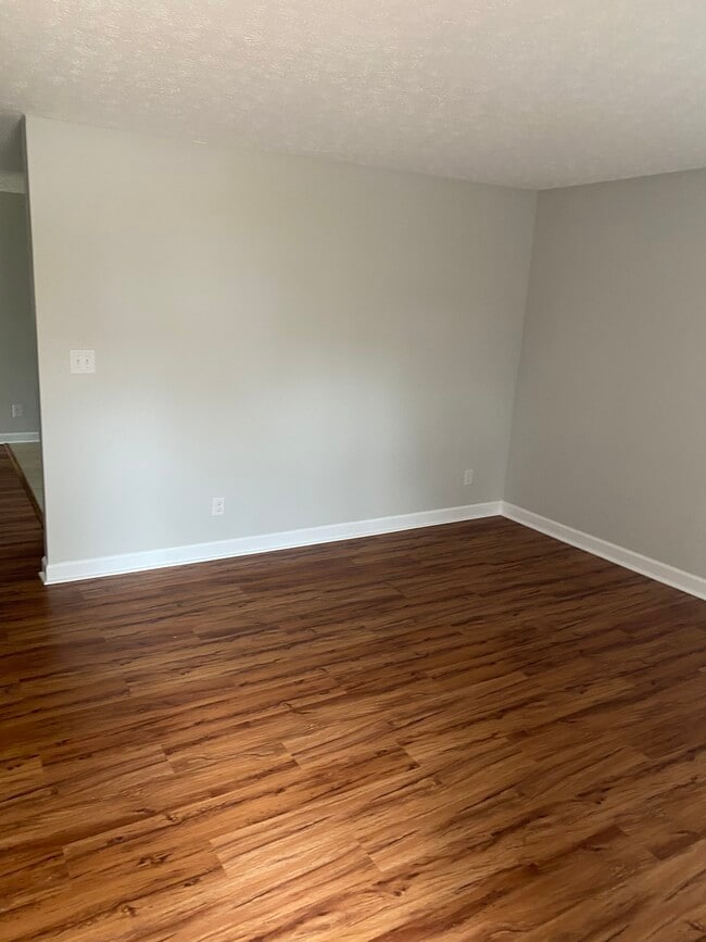 Building Photo - 61 Polk St