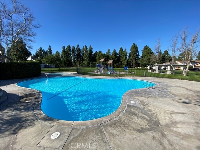 Building Photo - 24 Woodpine Dr