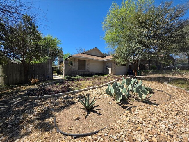 Building Photo - 5405 Alexis Cove