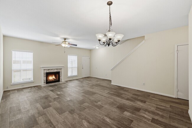 Building Photo - 2978 Holly Hall St