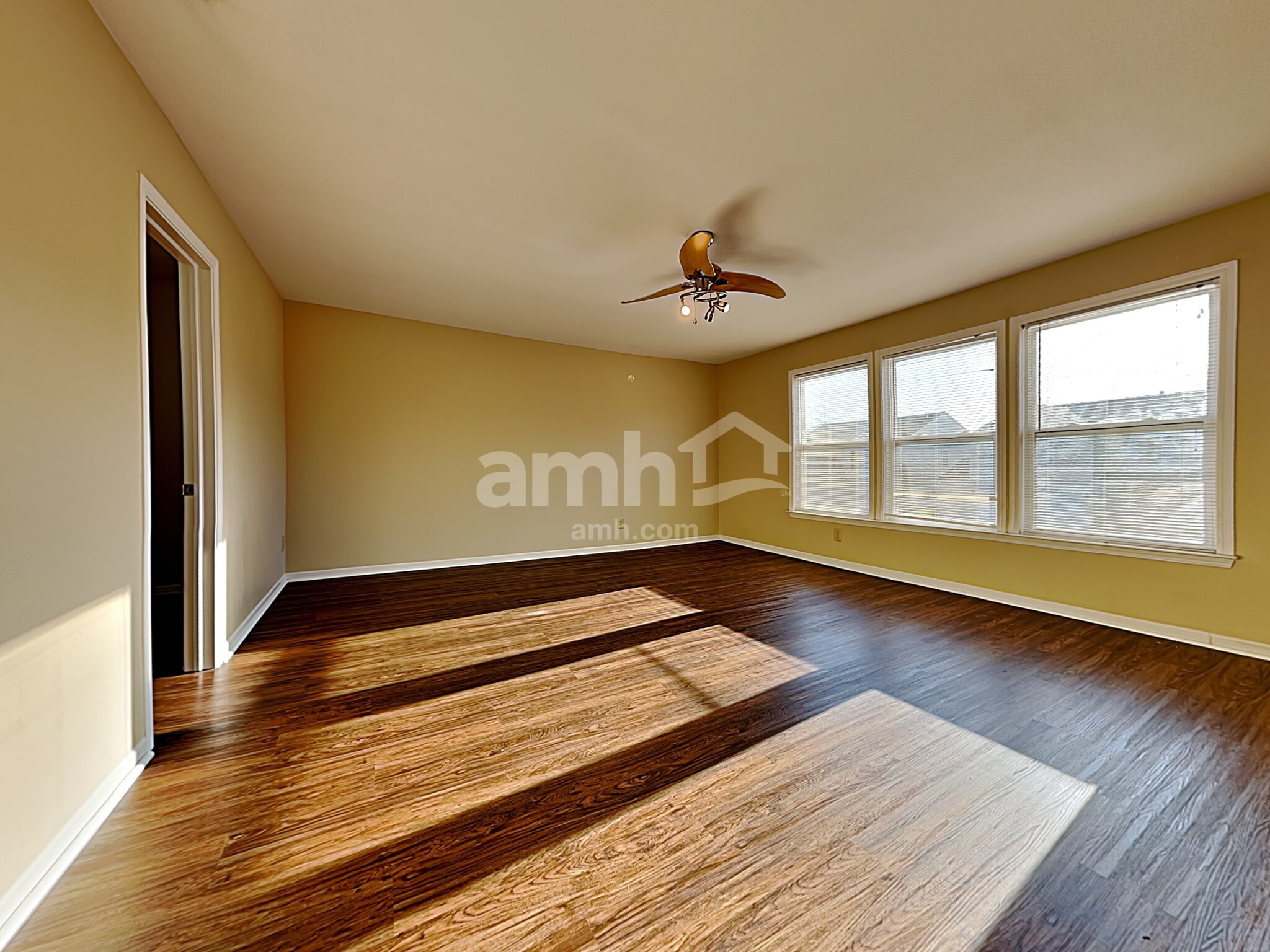Building Photo - 8243 Retreat Ln
