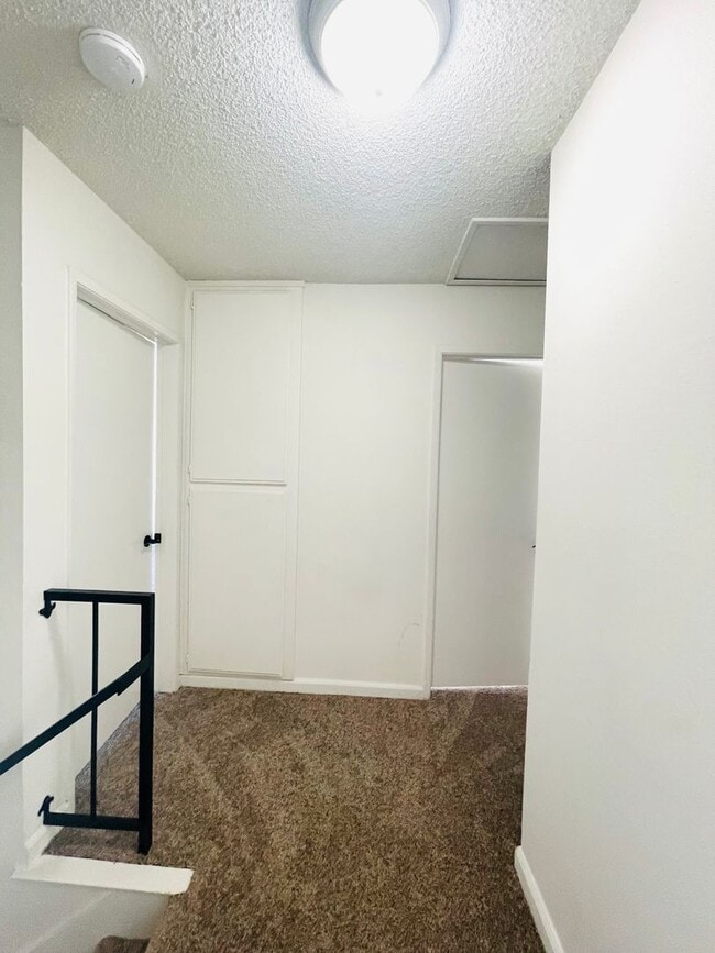 Building Photo - Todd Ranch Condo Welcome to the Todd Ranch Condo, 3-bedroom, 2-bathroom home located in the vibra...