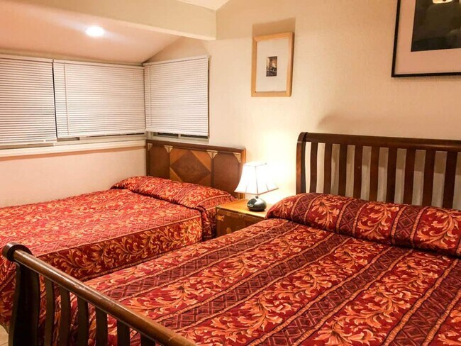 Building Photo - Amazing Townhouse in front of the beach and the ses. Gustavo Lopez AMSI