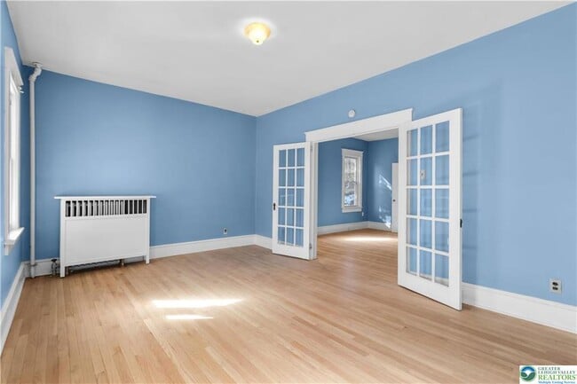 Building Photo - 746 N Washington St