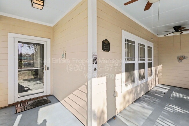 Building Photo - 2330 Bonterra Blvd