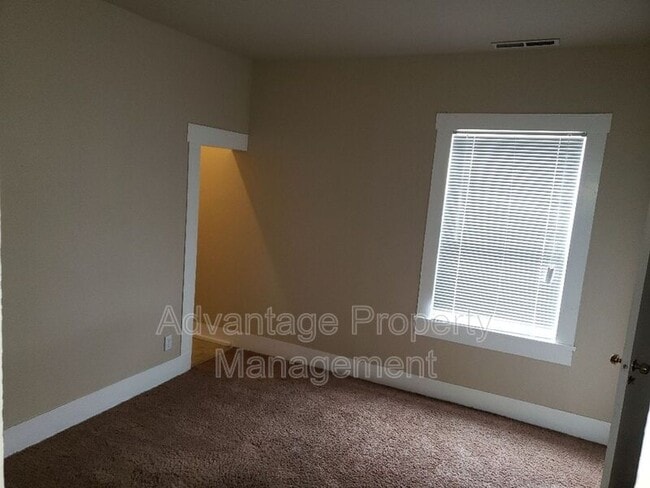 Building Photo - 1175 D St