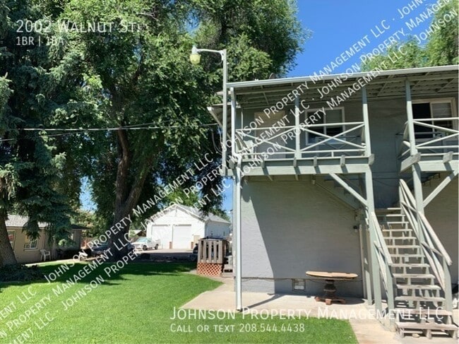 Building Photo - 2002 Walnut St