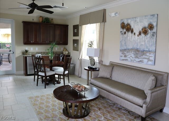 Building Photo - 10850 Alvara Point Dr