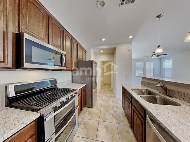 Building Photo - 67 W Paseo Celestial