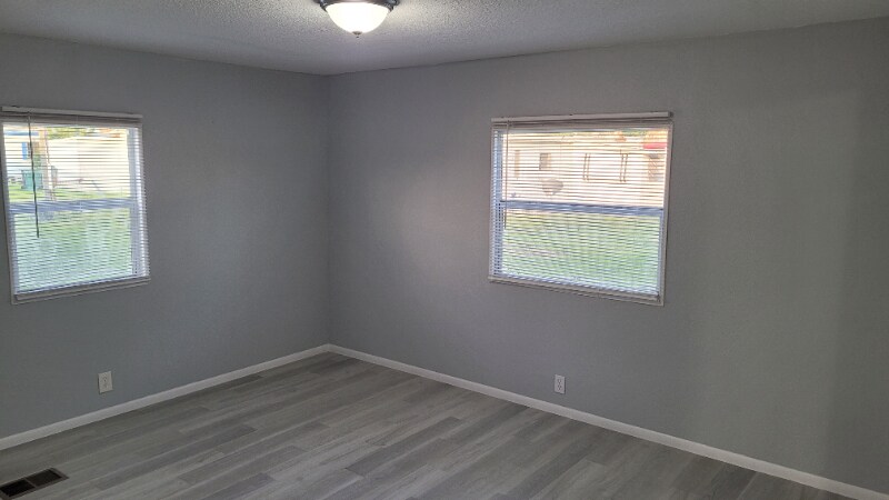 Building Photo - 58 Jefferson Dr