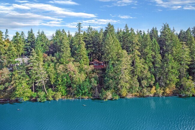 Building Photo - 22311 Overlake Loop SE