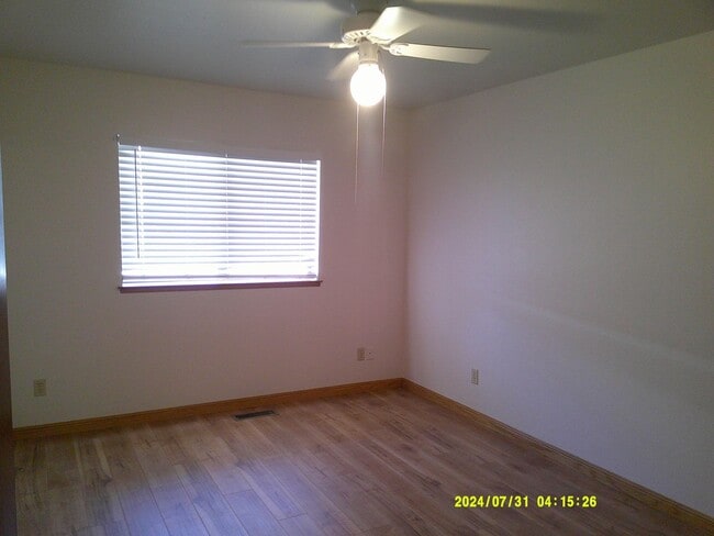 Building Photo - 960 Monique Way