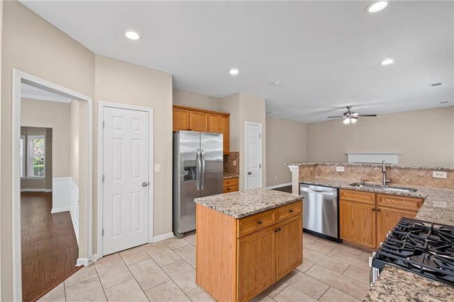 Building Photo - 1346 Dukes Creek Dr
