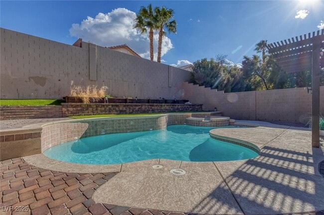 Building Photo - 1481 Rancho Ridge Dr