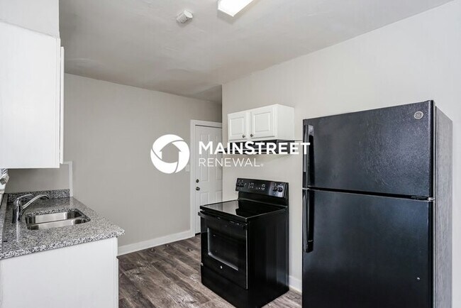 Building Photo - 2 Bedroom Pet-Friendly Home in Louisville,...