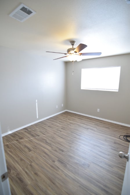 Building Photo - 3309 Regency Dr