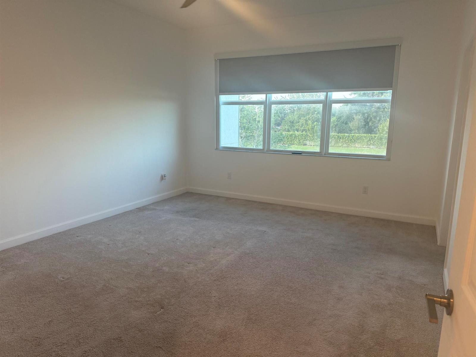 Building Photo - 4938 Navali Dr