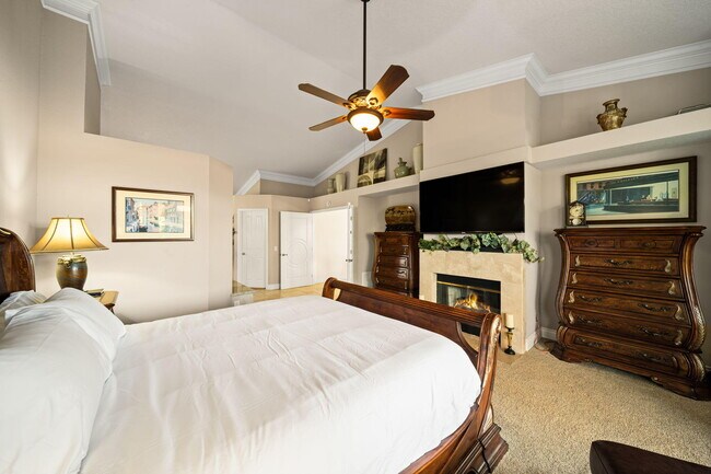 Building Photo - 370 Cypress Point Dr