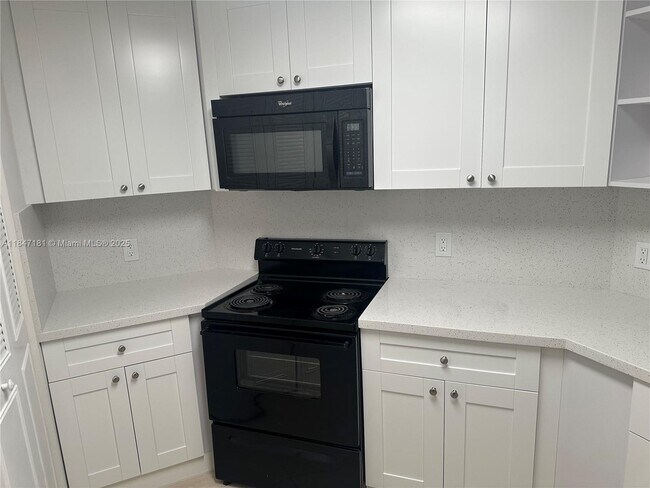 Building Photo - 6280 NW 186th St