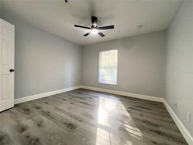 Building Photo - 9788 Tivoli Villa Dr
