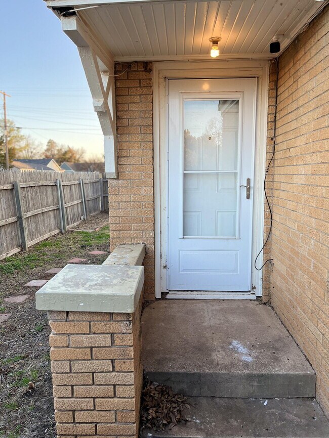 Building Photo - 2201 28th St