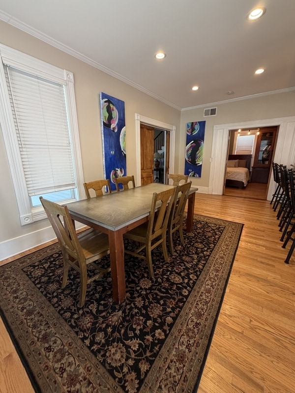 Building Photo - 845 Illinois St