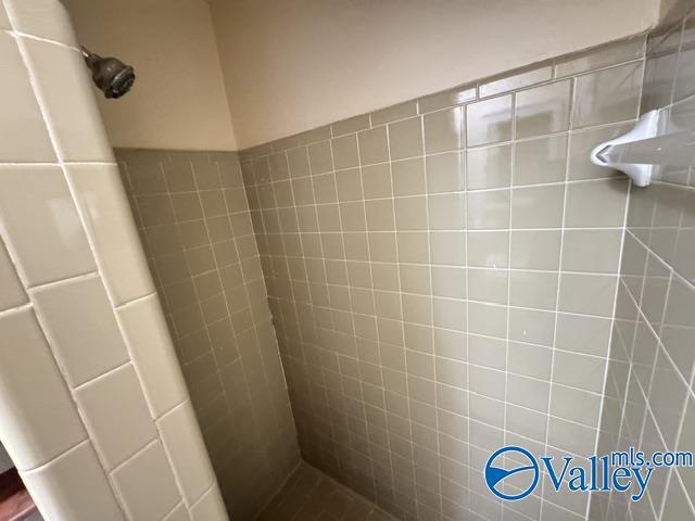 Building Photo - 7403 Wall Triana Hwy
