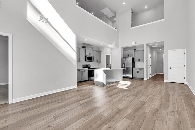 Building Photo - 408 Ireland Way