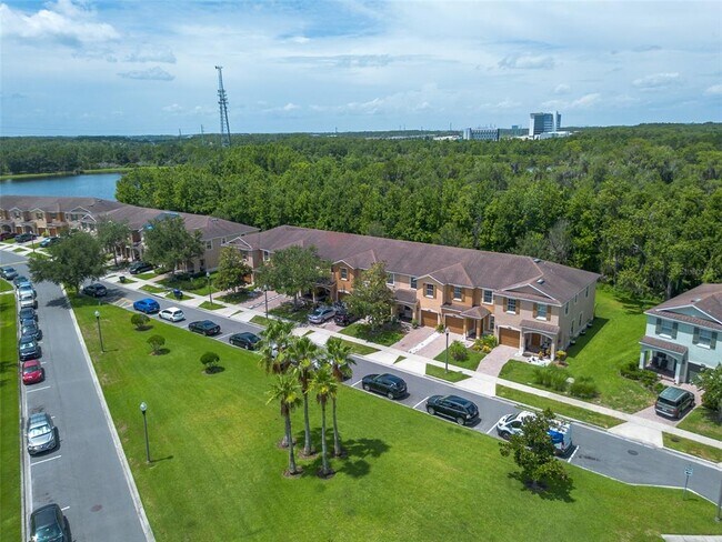 Building Photo - 11191 Savannah Landing Cir