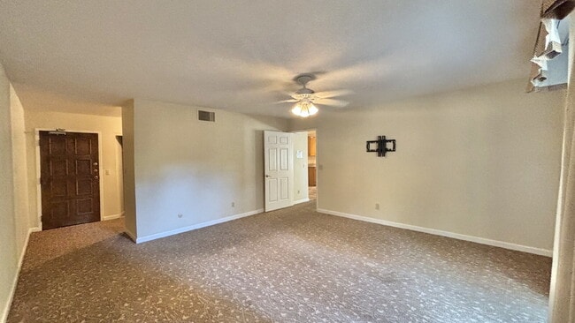 Building Photo - Scenic and Serene Rentals in Ramona