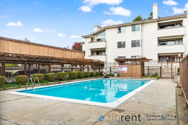 Building Photo - 2 br, 2 bath Condo - 39993 Fremont Blvd, F...