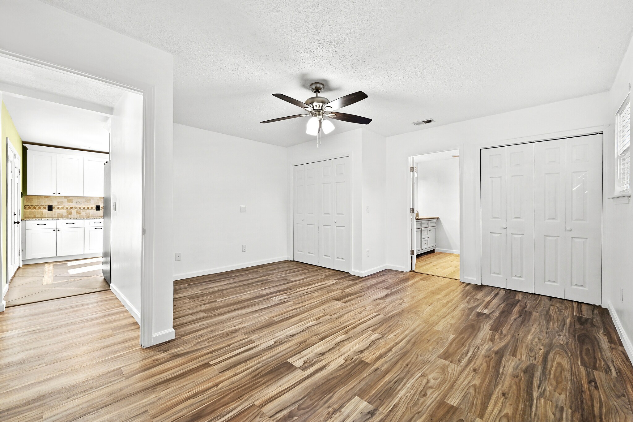 Master Bedroom - 343 Spring Ave