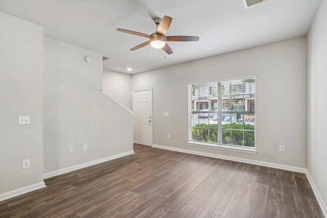 Building Photo - 405 Philip Blvd