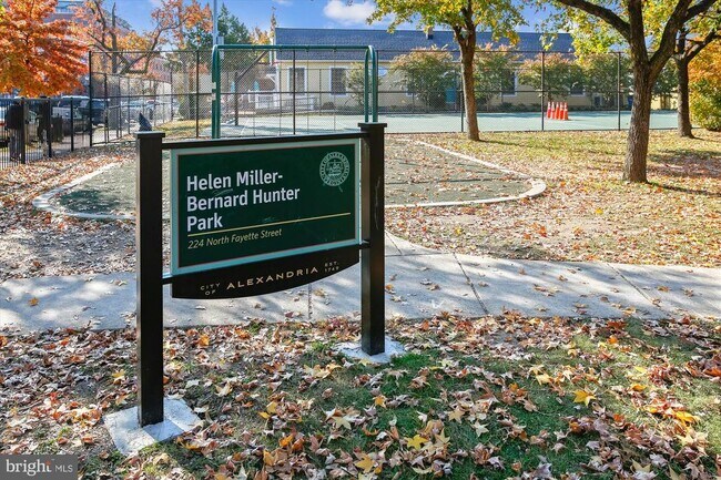 Building Photo - 2509 Ryegate Ln