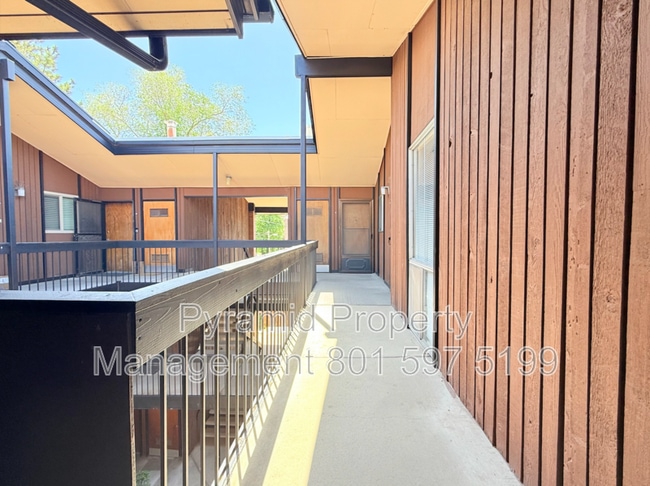 Building Photo - 251 S 700 E