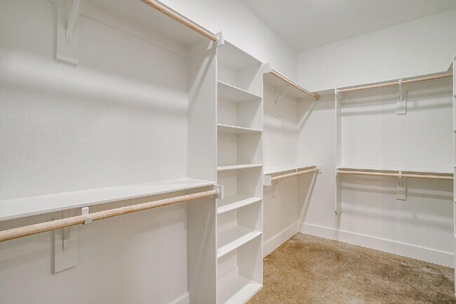 Building Photo - Brand New, Custom 3 bedroom Home in Granbury Now Available!